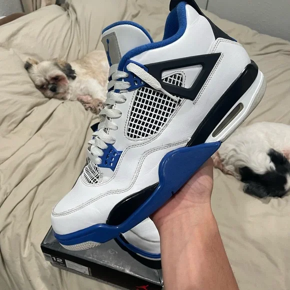Jordan 4 “Motorsports “